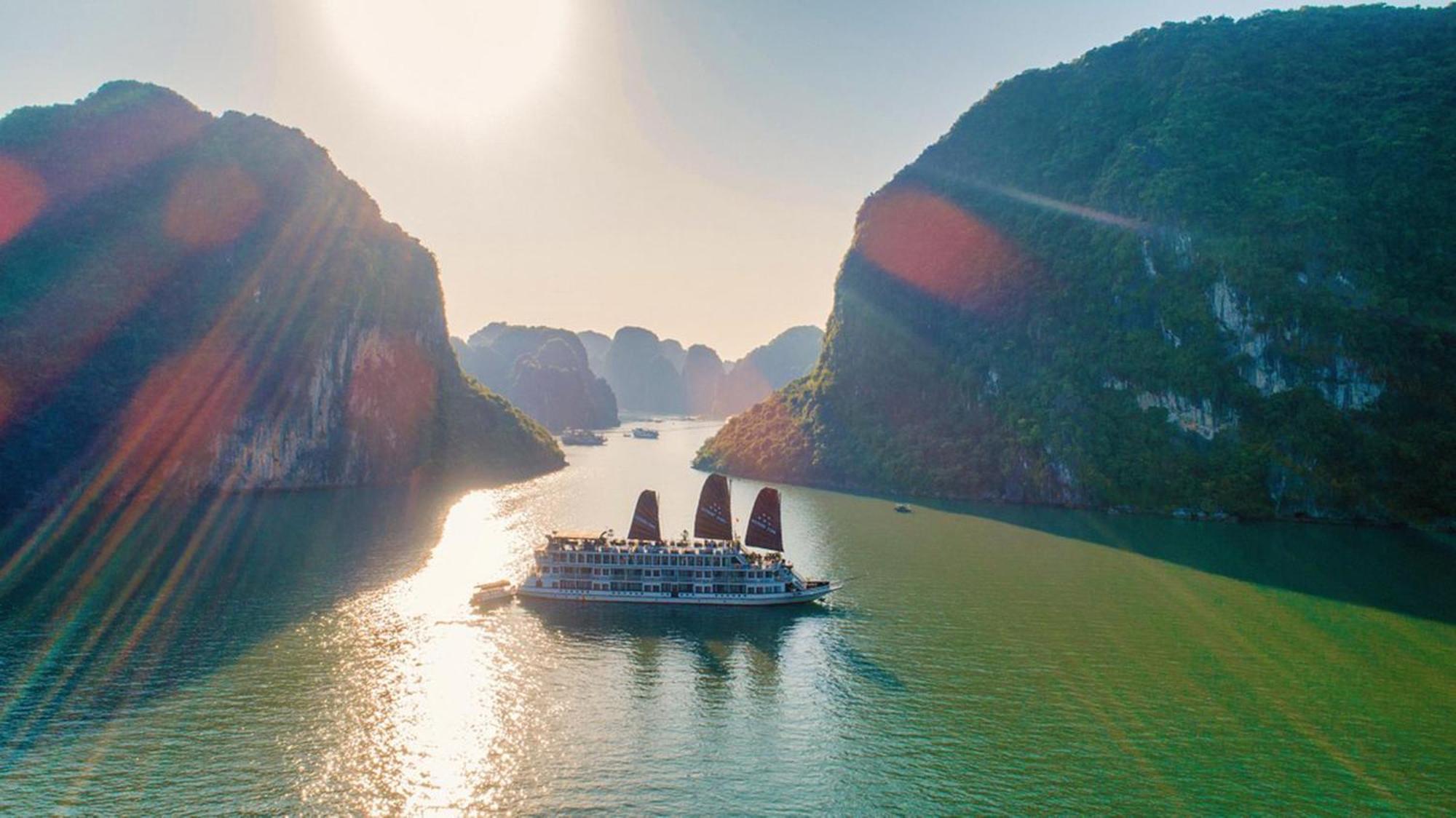 Arcady Boutique Cruise Hotel Ha Long Exterior foto