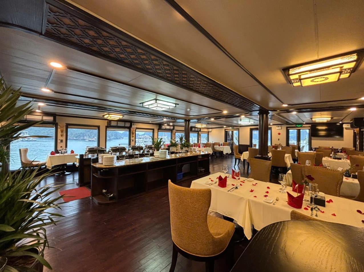 Arcady Boutique Cruise Hotel Ha Long Exterior foto